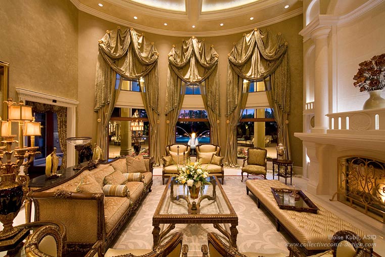 With understated drama, Tomlinson’s sofa and Marge Carson armchairs make a statement in the grand salon. Here, a custom area rug from Edward Fields’ draws in the tones of blues and creams in the Stroheim draperies and Pindler & Pindler sheers.